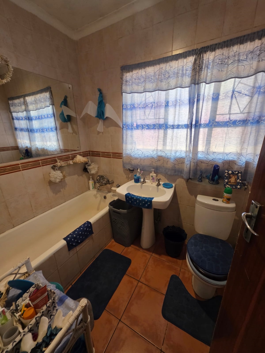 4 Bedroom Property for Sale in Sasolburg Ext 15 Free State